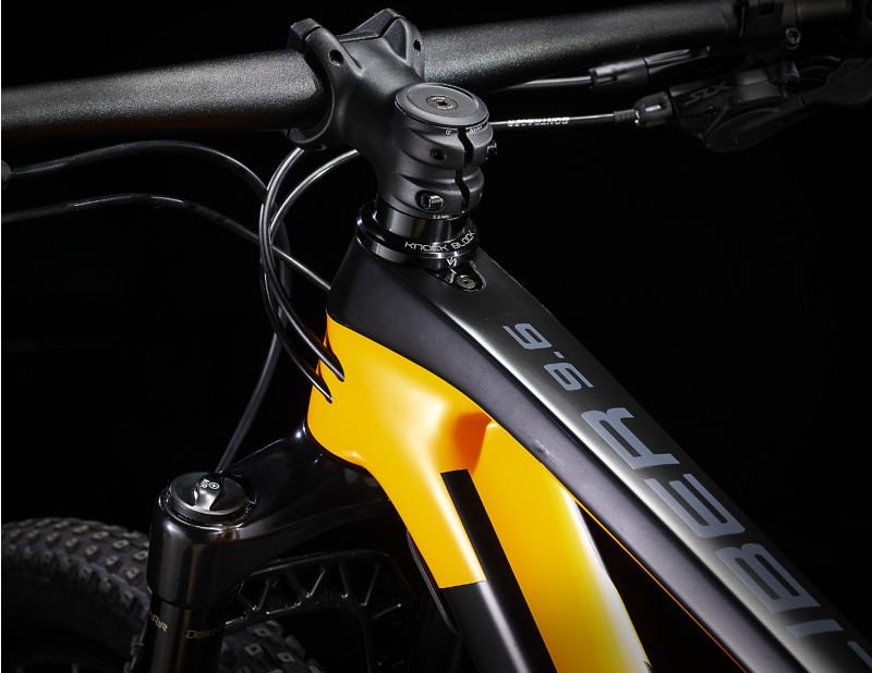 Trek Procaliber 9.6 29 Hardtail Mountain Bike 2023 in Satin Marigold Deep Smoke-5